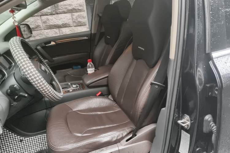 Used Audi Q7 2015 35 TDI Excellence Edition Left Front Seat