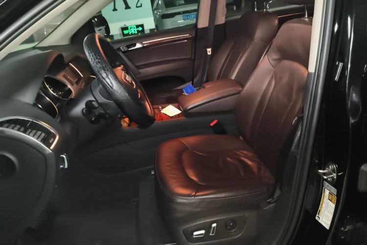 Used Audi Q7 2015 35 TFSI Ambition Edition Left Front Seat