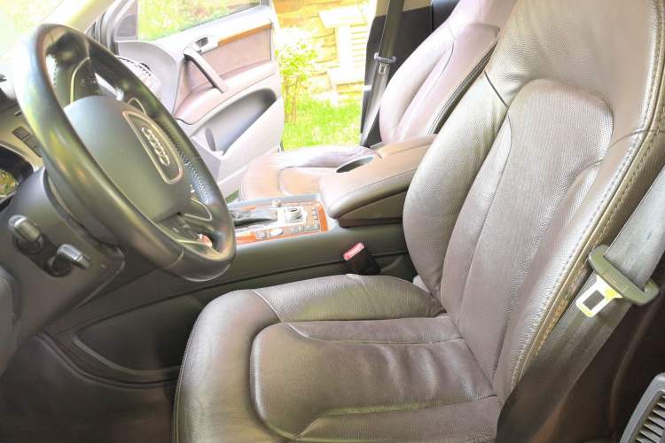 Used Audi Q7 2015 35 TFSI Ambition Edition Left Front Seat
