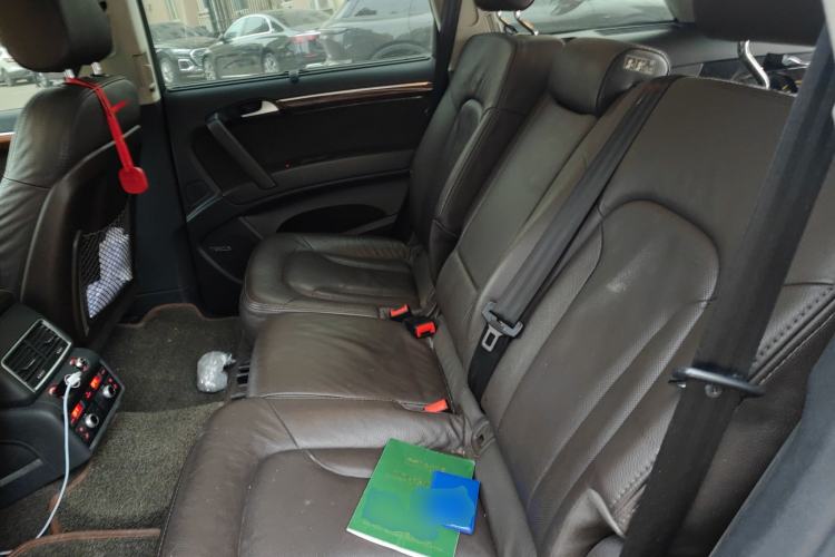 Used Audi Q7 2015 35 TFSI Sport Edition Left Rear Seat
