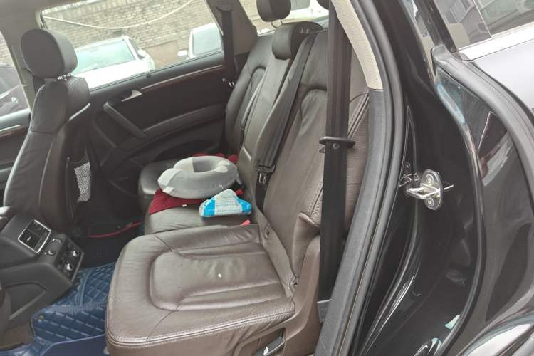 Used Audi Q7 2015 35 TFSI Sport Edition Left Rear Seat