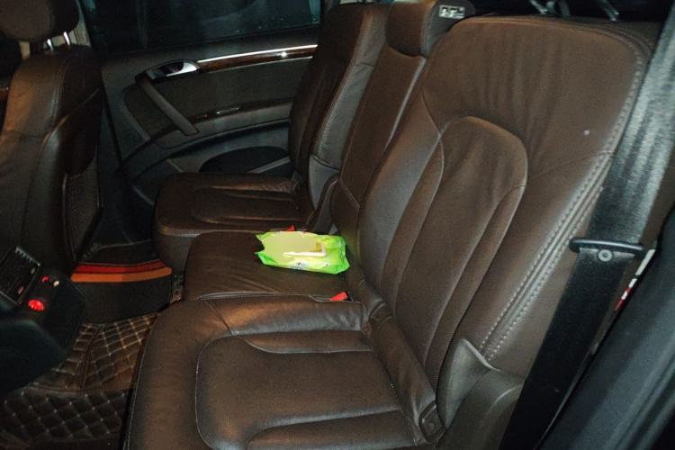 Used Audi Q7 2015 35 TFSI Ambition Edition Left Rear Seat