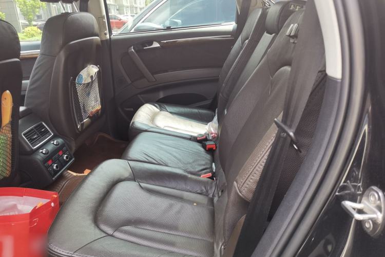 Used Audi Q7 2015 35 TFSI Sport Edition Left Rear Seat