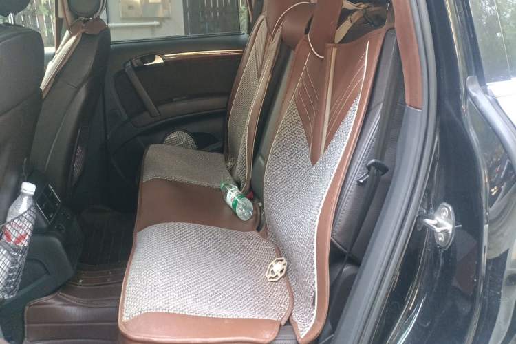 Used Audi Q7 2015 35 TFSI Ambition Edition Left Rear Seat