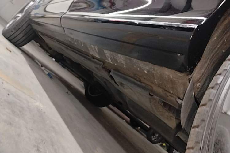 Used Audi Q7 2015 35 TFSI Sport Edition Left Side Sill