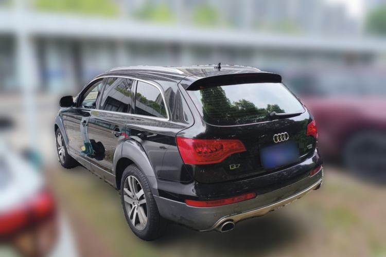 Used Audi Q7 2015 40 TFSI Collector's Edition Rear Left 45 Deg