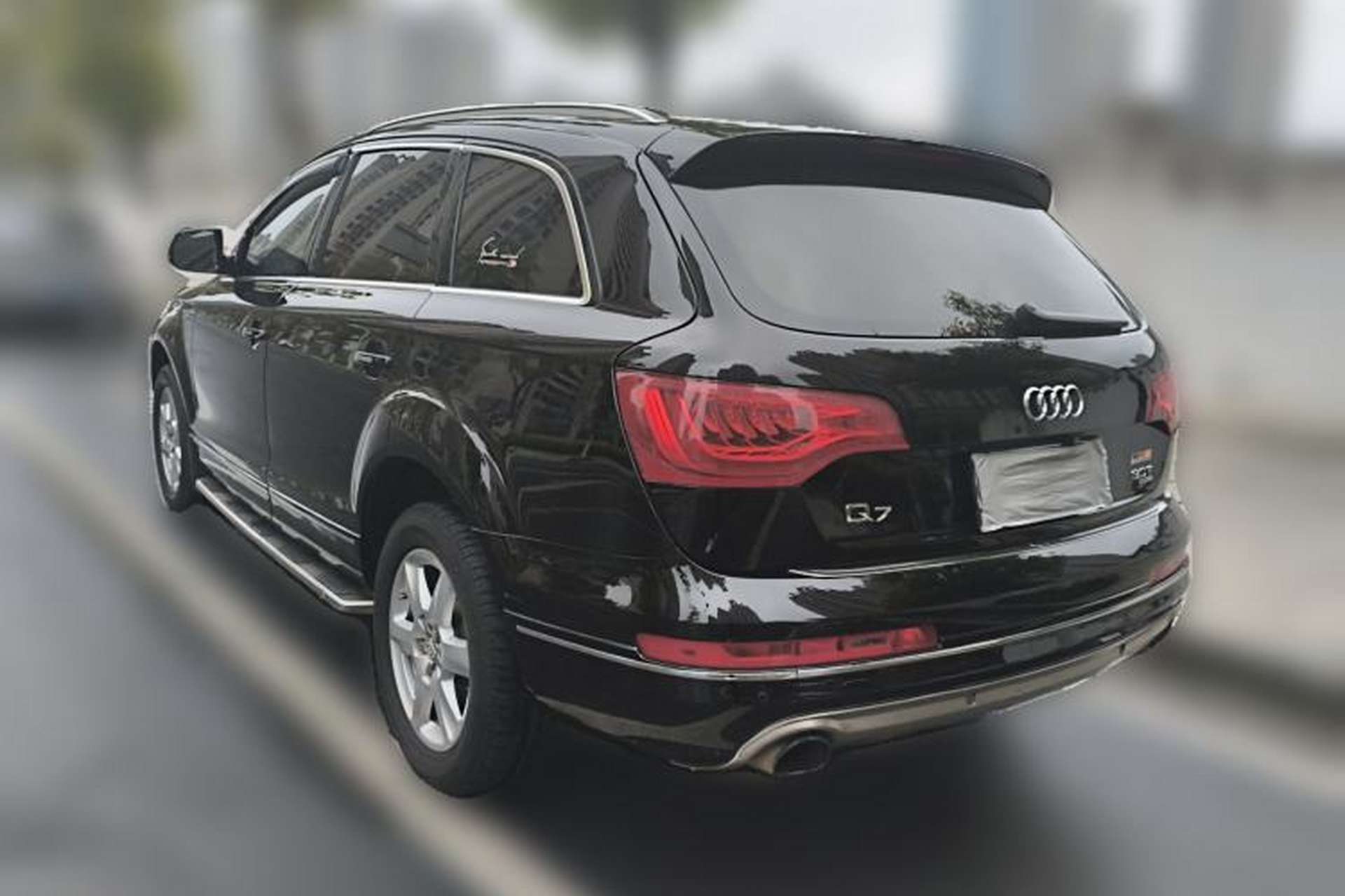 Used Audi Q7  Rear Left 45 Deg