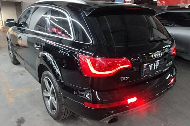 Used Audi Q7 2015 35 TFSI Sport Edition Rear Left 45 Deg