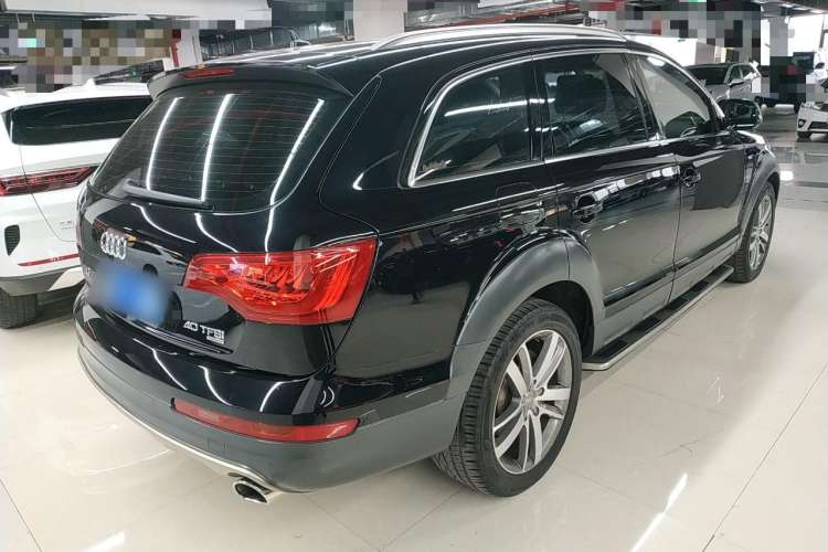 Used Audi Q7 2015 40 TFSI Collector's Edition Rear Right 45 Deg