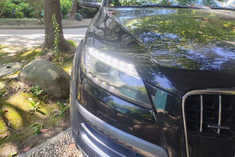 Used Audi Q7 2015 40 TFSI Collector's Edition Right Front Headlight