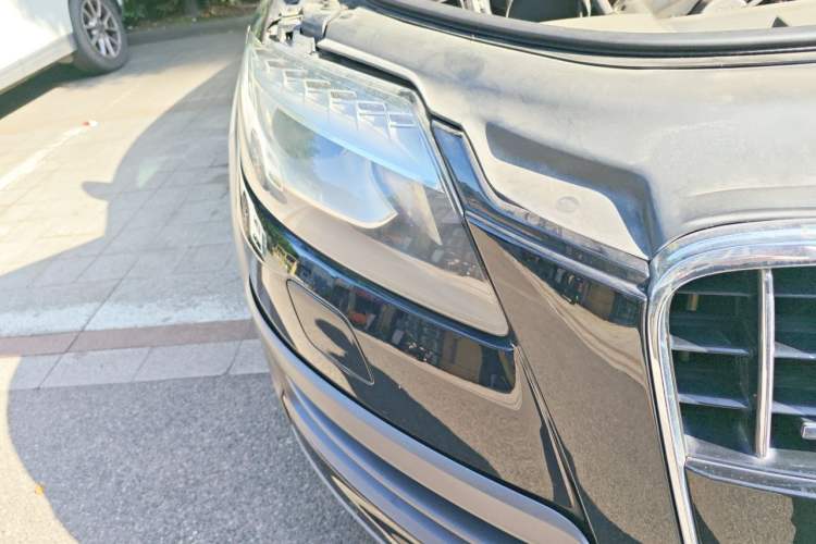 Used Audi Q7 2015 40 TFSI Collector's Edition Right Front Headlight