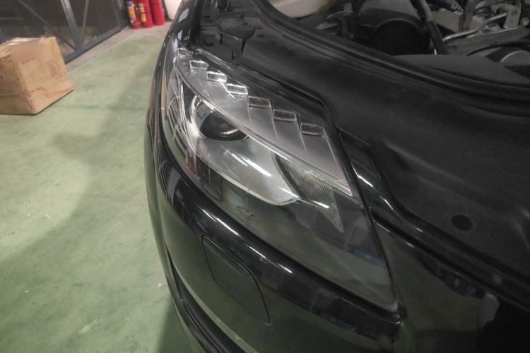 Used Audi Q7 2015 35 TFSI Ambition Edition Right Front Headlight