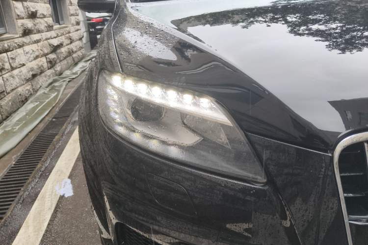 Used Audi Q7 2015 35 TDI Excellence Edition Right Front Headlight