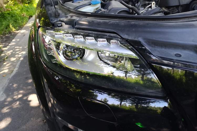 Used Audi Q7 2015 35 TFSI Ambition Edition Right Front Headlight