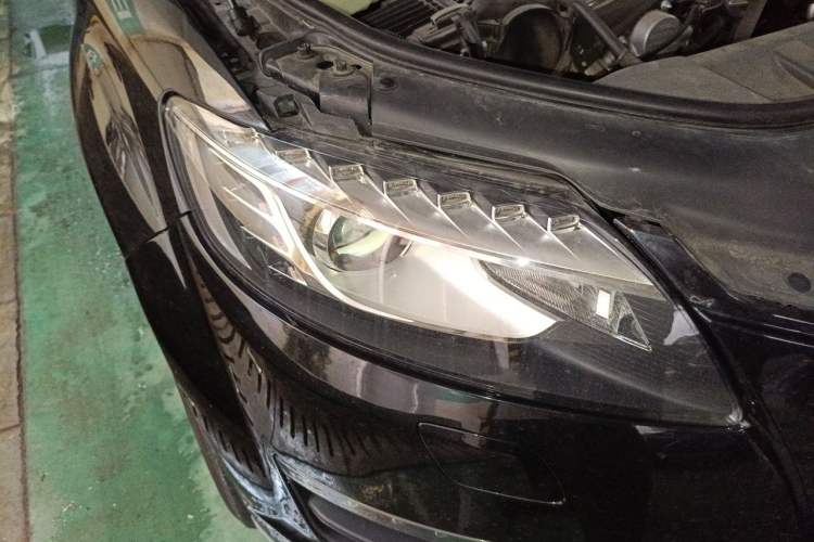Used Audi Q7 2015 35 TFSI Ambition Edition Right Front Headlight