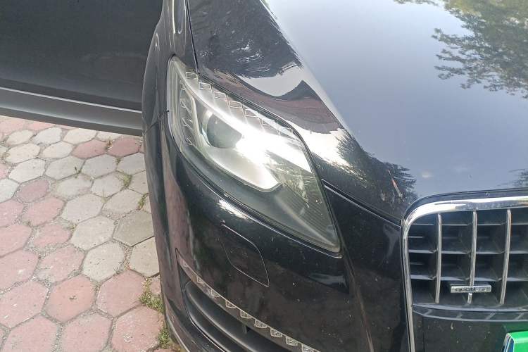 Used Audi Q7 2015 35 TFSI Ambition Edition Right Front Headlight