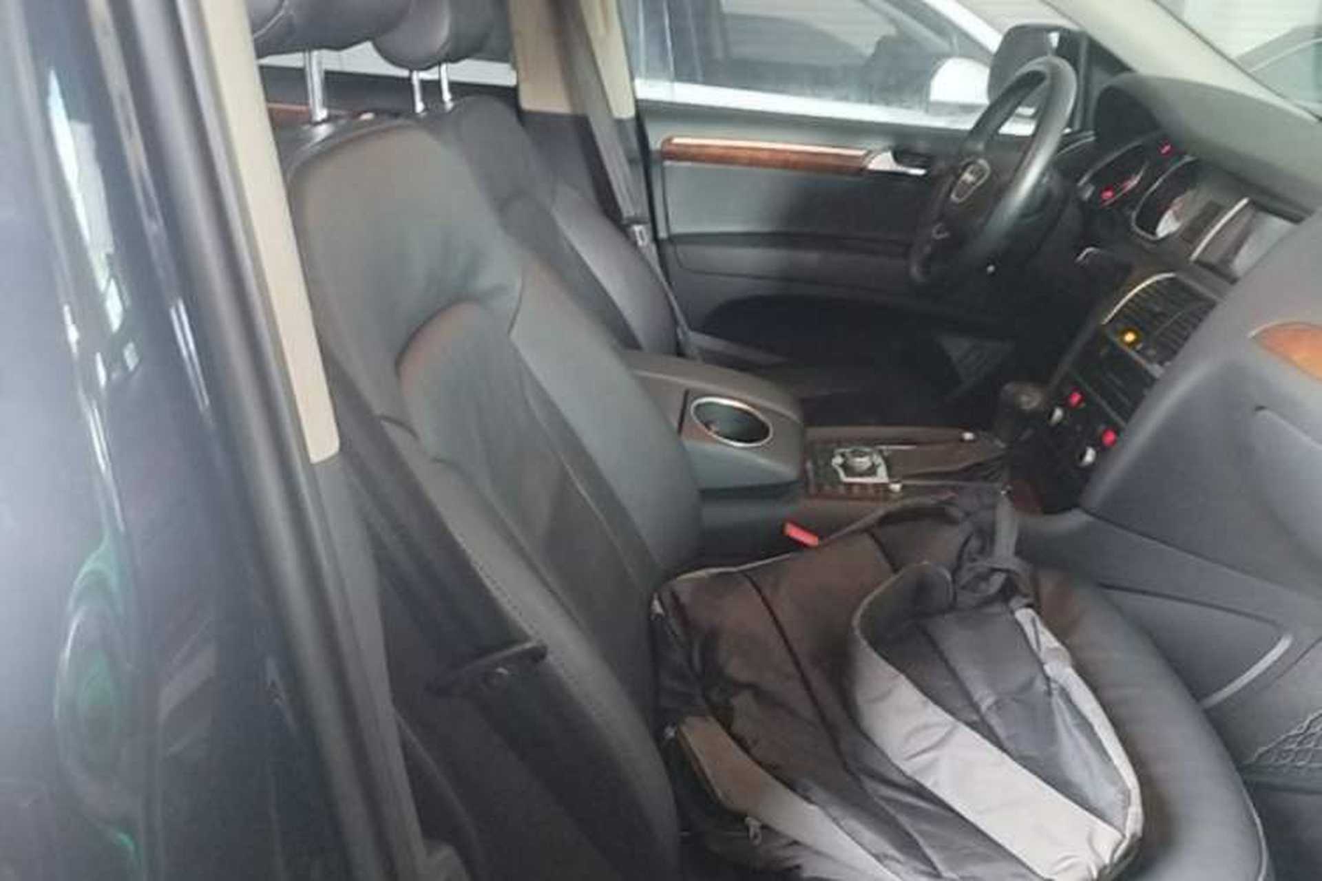 Used Audi Q7 2015 35 TFSI Ambition Edition Right Front Seat