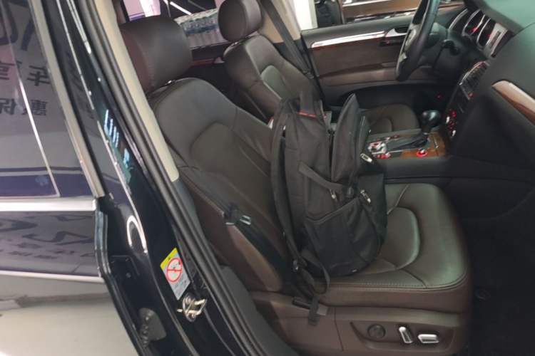 Used Audi Q7 2015 35 TFSI Sport Edition Right Front Seat