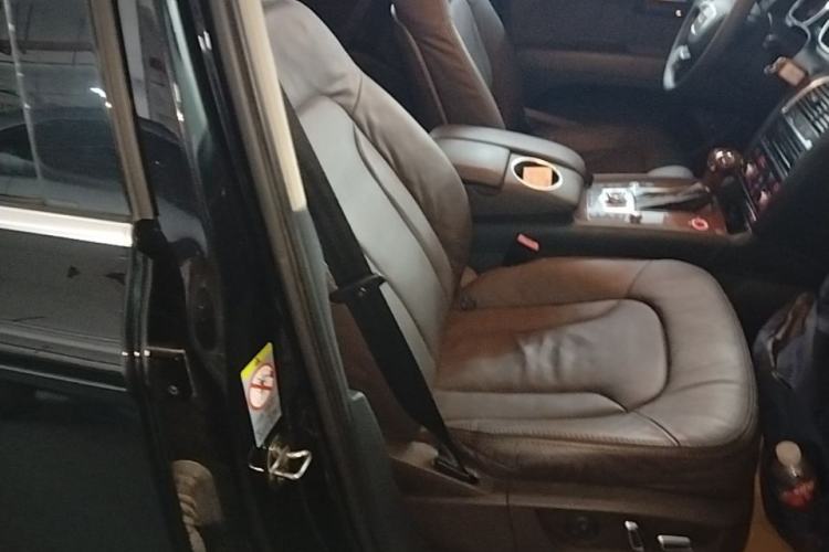Used Audi Q7 2015 35 TFSI Sport Edition Right Front Seat