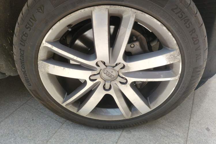 Used Audi Q7 2015 40 TFSI Collector's Edition Right Front Wheel Hub