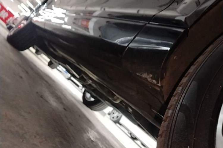 Used Audi Q7 2015 35 TFSI Sport Edition Right Side Sill