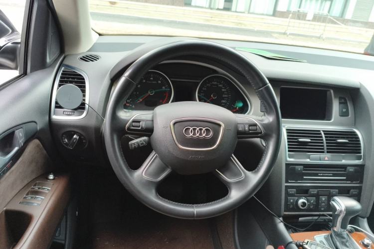 Used Audi Q7 2015 40 TFSI Collector's Edition Steering Wheel