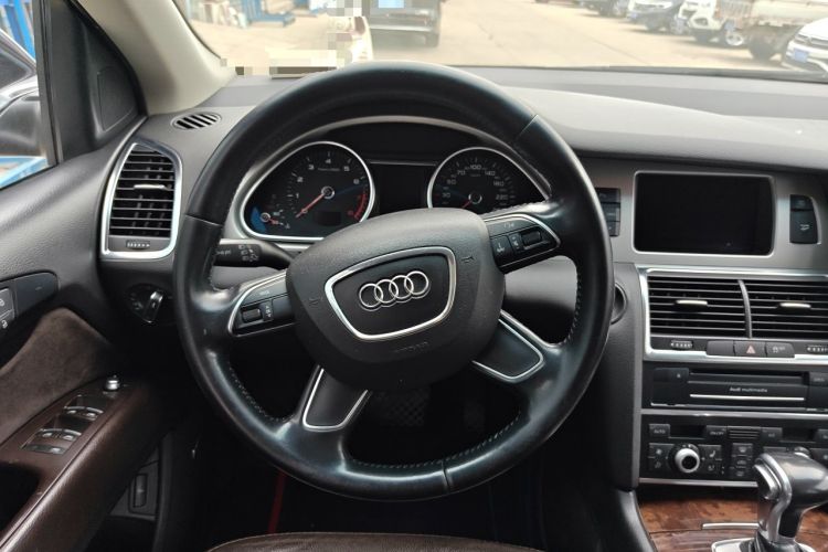 Used Audi Q7 2015 35 TFSI Sport Edition Steering Wheel