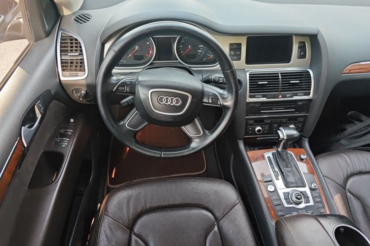 Used Audi Q7 2015 40 TFSI Collector's Edition Steering Wheel
