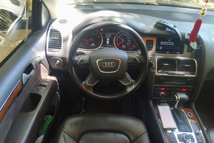 Used Audi Q7 2015 40 TFSI Collector's Edition Steering Wheel