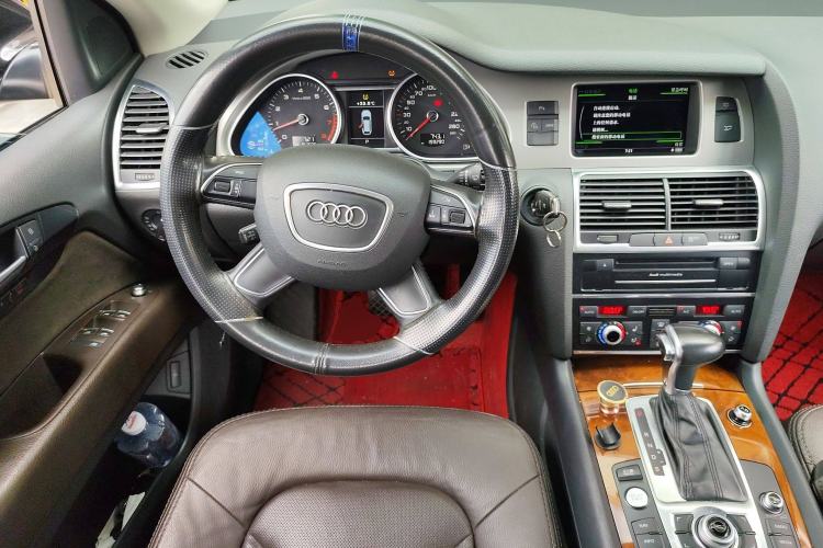 Used Audi Q7 2015 35 TFSI Sport Edition Steering Wheel