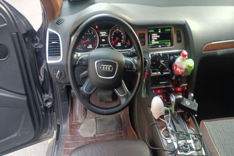 Used Audi Q7 2015 35 TFSI Ambition Edition Steering Wheel