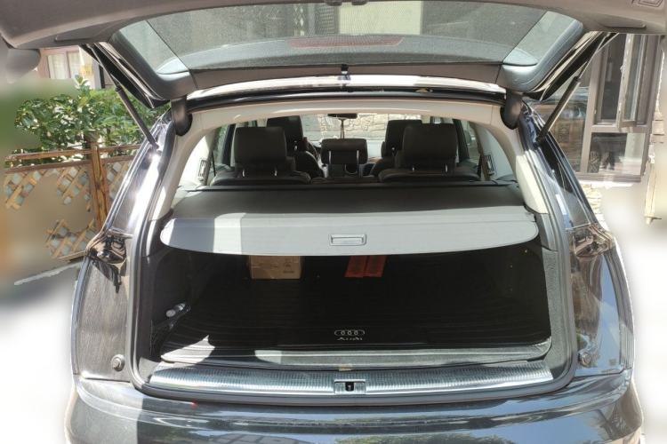 Used Audi Q7 2015 40 TFSI Collector's Edition Trunk