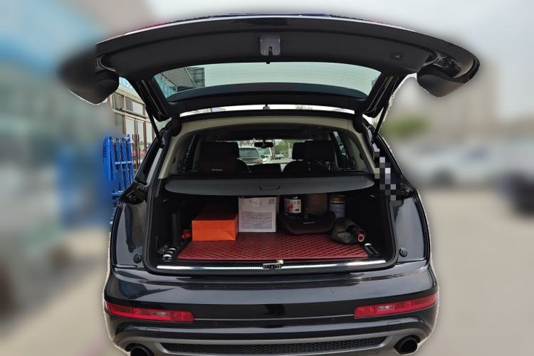 Used Audi Q7 2015 35 TFSI Sport Edition Trunk