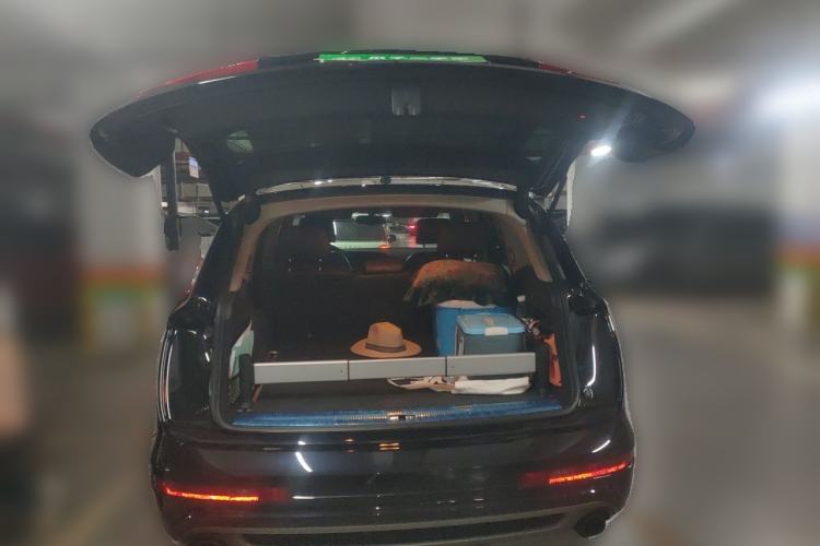 Used Audi Q7 2015 35 TDI Excellence Edition Trunk