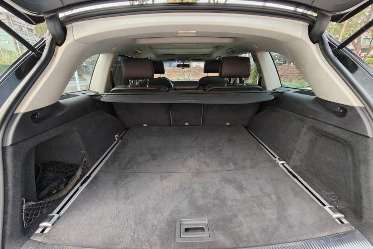 Used Audi Q7 2015 35 TFSI Ambition Edition Trunk