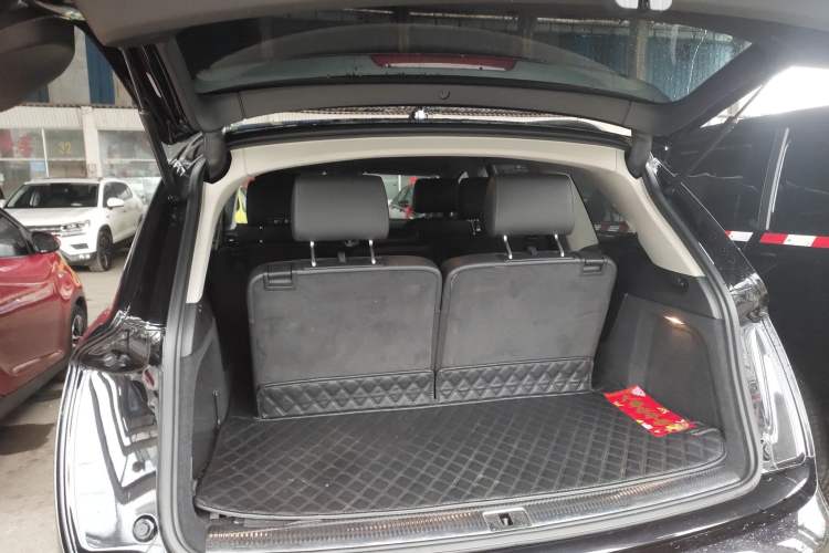 Used Audi Q7 2015 35 TFSI Ambition Edition Trunk