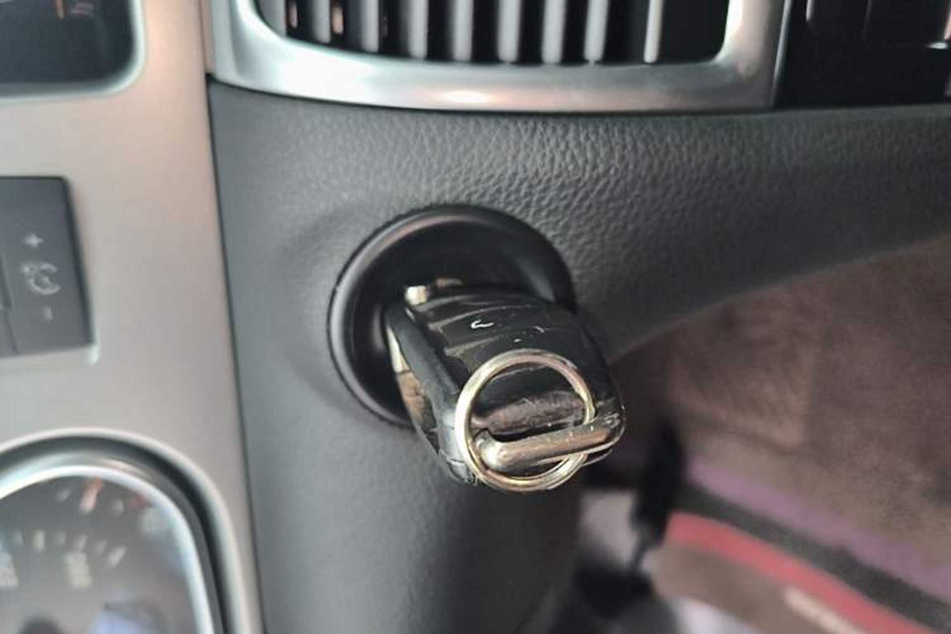 Used Audi Q7  Vehicle Key