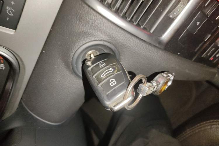 Used Audi Q7 2015 35 TFSI Ambition Edition Vehicle Key