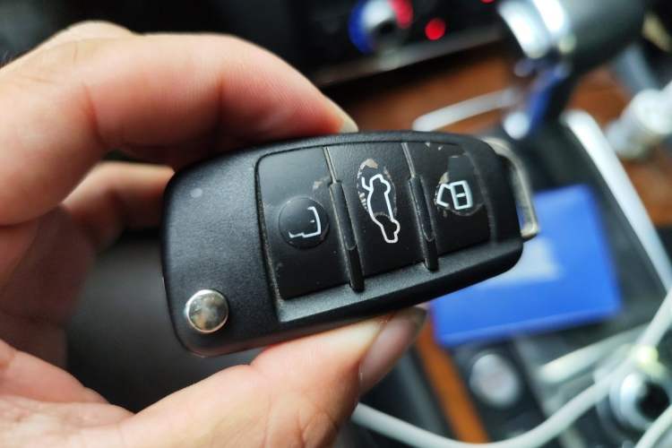 Used Audi Q7 2015 35 TFSI Ambition Edition Vehicle Key