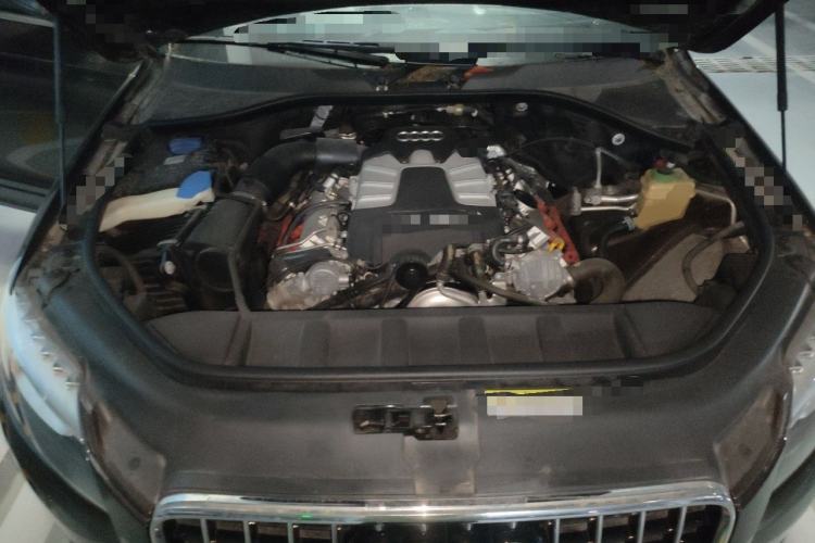 Used Audi Q7 2015 35 TFSI Ambition Edition Engine Bay