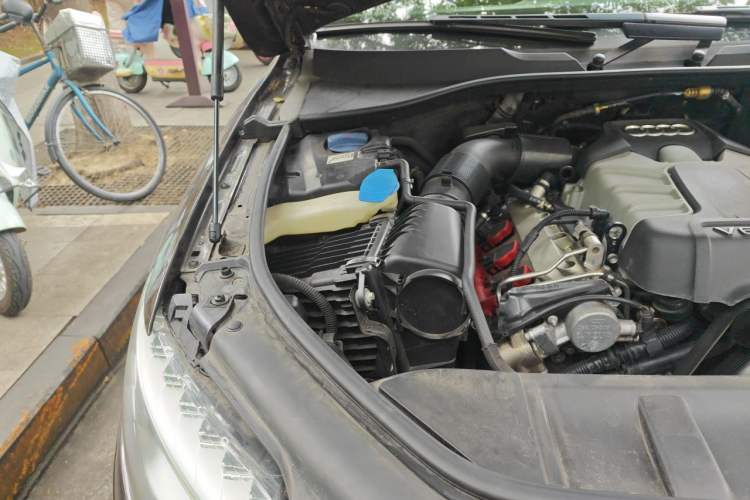 Used Audi Q7 2015 35 TFSI Ambition Edition Engine Bay Right
