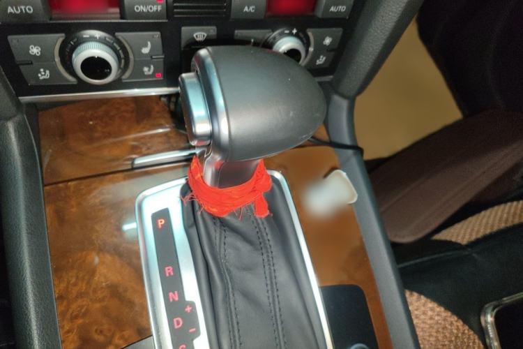 Used Audi Q7 2015 35 TFSI Ambition Edition Gear Lever