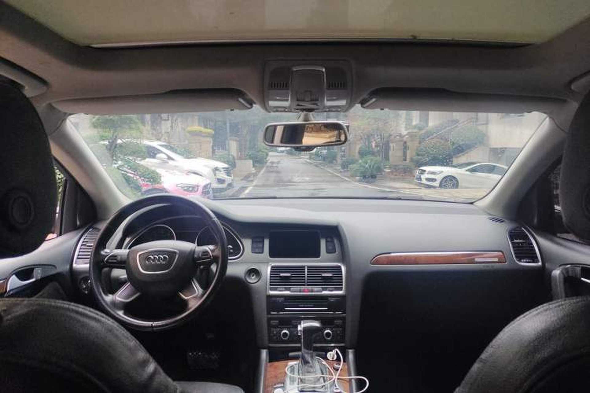 Used Audi Q7 2015 35 TFSI Sport Edition Headliner
