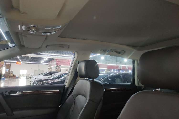 Used Audi Q7 2015 35 TFSI Ambition Edition Headliner