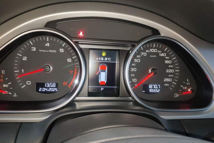 Used Audi Q7 2015 35 TFSI Ambition Edition Instrument Cluster