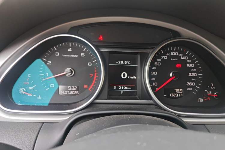 Used Audi Q7 2015 40 TFSI Collector's Edition Instrument Cluster