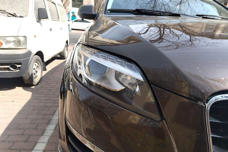 Used Audi Q7 2015 35 TFSI Ambition Edition Right Front Headlight