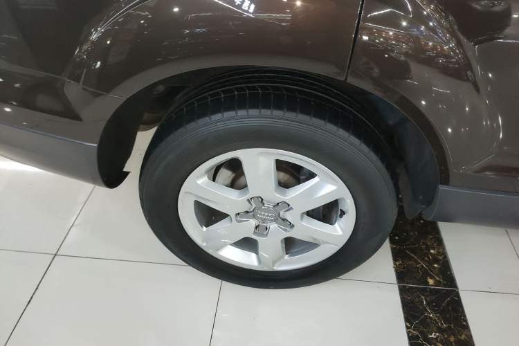 Used Audi Q7 2015 35 TFSI Ambition Edition Right Rear Wheel Hub