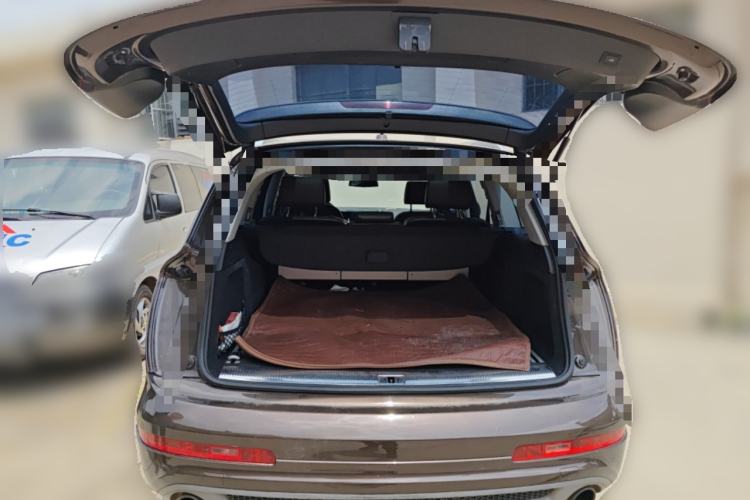 Used Audi Q7 2015 35 TFSI Sport Edition Trunk