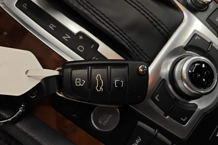 Used Audi Q7 2015 35 TFSI Ambition Edition Vehicle Key
